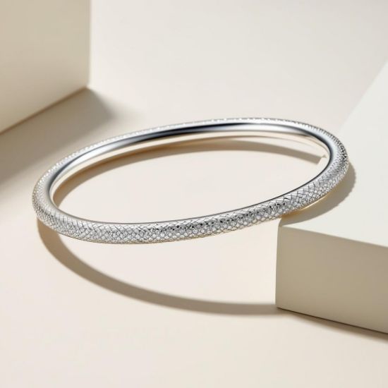 Picture of silver cute Bangle